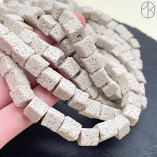 Лава Вулканическая бежевый куб 8,5 мм