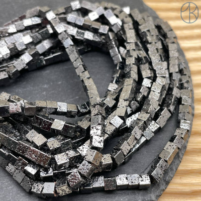 Лава Вулканическая куб с покрытием темное серебро 4 мм