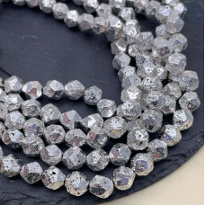 Лава Вулканическая огранка светлое серебро 10 мм