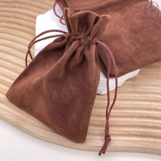 Мешочки бархатные коричневые 9х12см уп. 10шт Мешочки бархатные коричневые 9х12см уп. 10шт