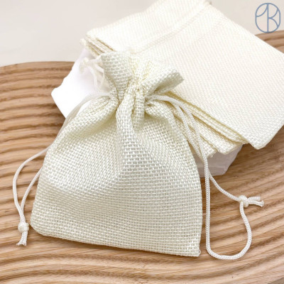 Мешочки льняные кремовые 12х9см уп. 5шт