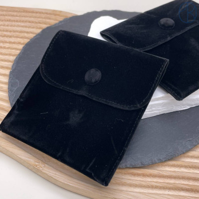 Мешочки с кнопкой бархатные черные 10х10см уп. 2шт