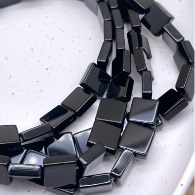 Оникс черный квадрат 12 мм