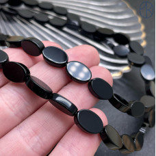 Оникс черный овал 12х8 мм 