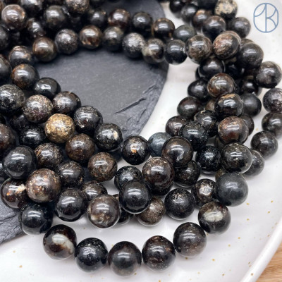 Опал черный матричный 10 мм