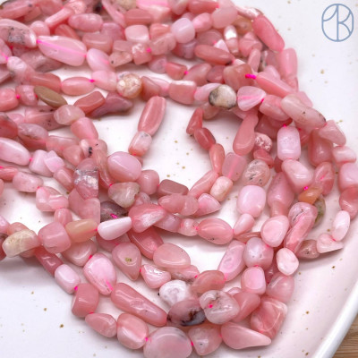 Опал розовый галтовка ~ 6-8 мм