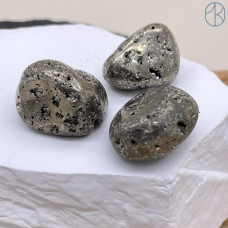 Пирит кусок ~ 2х4 см