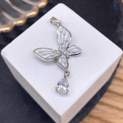 Подвеска бабочка белая эмаль, цвет серебро 17 мм