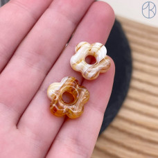 Подвеска бублик цветок бело-коричневый 16 мм