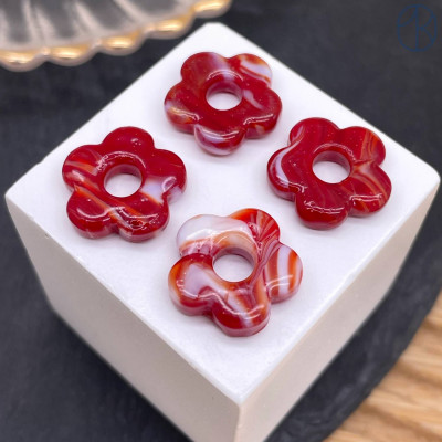 Подвеска бублик цветок бело-красный 16 мм