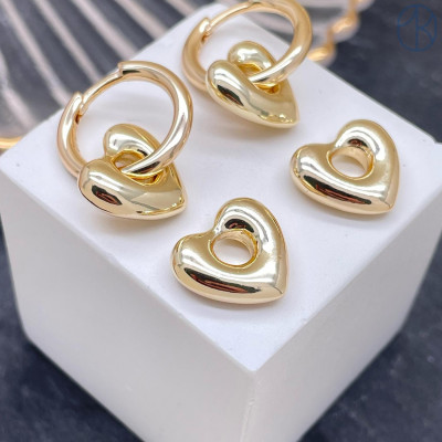 Подвеска бублик сердце, цвет золото 12х13 мм