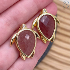 Подвеска черепаха огранка кварц клубничный, цвет золото 25 мм