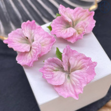 Подвеска цветок розовый, цвет серебро ~ 24 мм Подвеска цветок розовый, цвет серебро ~ 24 мм