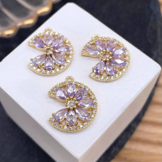 Подвеска цветок сиреневые цирконы, цвет золото 15 мм