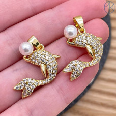 Подвеска дельфин майорка и цирконы, цвет золото 24 мм 