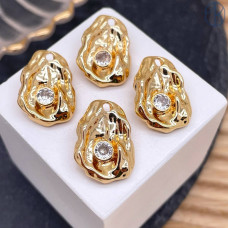 Подвеска фриформ циркон, цвет золото 17 мм