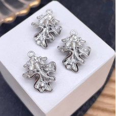 Подвеска фриформ цирконы, цвет серебро 17 мм 