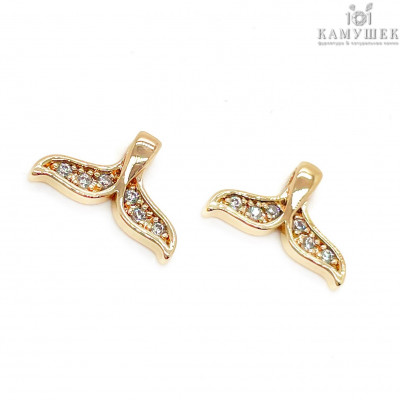 Подвеска хвост кита цирконы, цвет золото 8х11 мм 