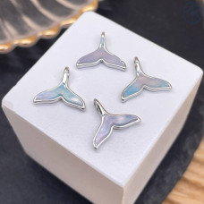 Подвеска хвост кита микс эмаль, цвет серебро 12 мм