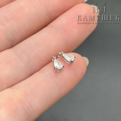 Подвеска капля белый циркон, цвет серебро 7x4 мм