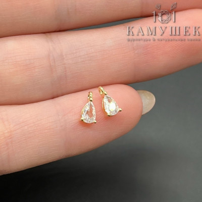 Подвеска капля белый циркон, цвет золото 7х4 м