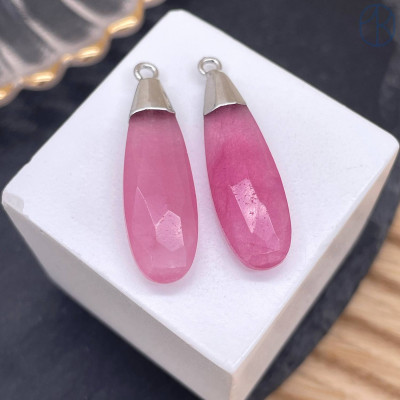 Подвеска капля огранка кварц розовый тонированный, цвет серебро 30х9 мм