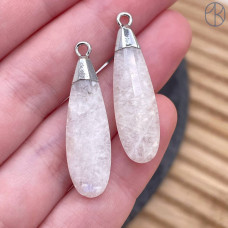 Подвеска капля огранка лунный камень, цвет серебро 30х9 мм