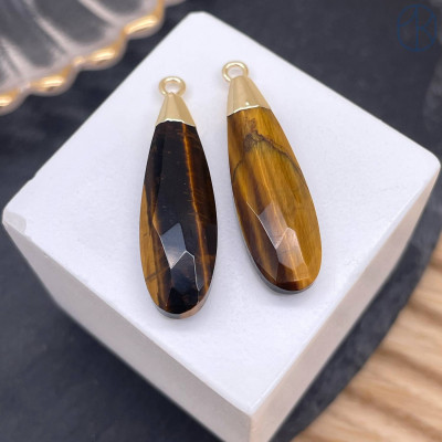 Подвеска капля огранка тигровый глаз, цвет золото 30х9 мм