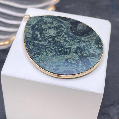 Подвеска капля яшма камбаба, цвет золото 40х34 мм