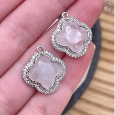 Подвеска клевер огранка цирконы горный хрусталь, цвет серебро 18 мм