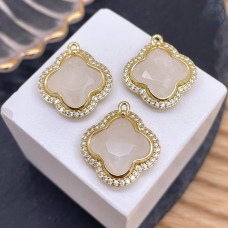 Подвеска клевер огранка цирконы горный хрусталь, цвет золото 18 мм