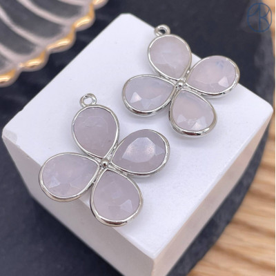 Подвеска клевер огранка горный хрусталь, цвет серебро 25 мм