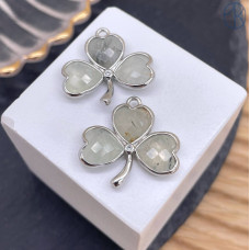 Подвеска клевер огранка пренит, цвет серебро 18 мм