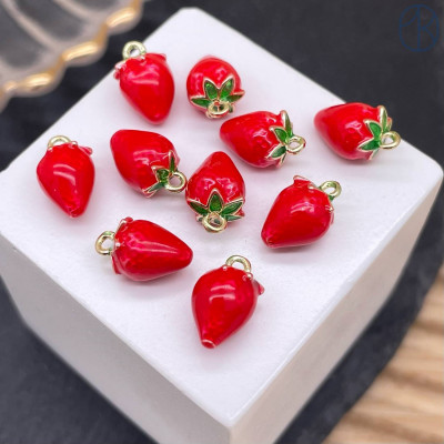 Подвеска клубника, цвет золото 9 мм 