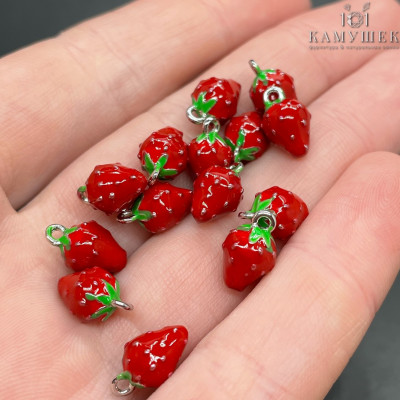 Подвеска клубника красная эмаль, цвет золото 12x7 мм