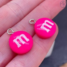 Подвеска конфета фуксия M&M's, цвет серебро 14 мм
