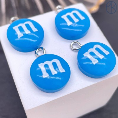 Подвеска конфета голубая №1 M&M's, цвет серебро 14 мм