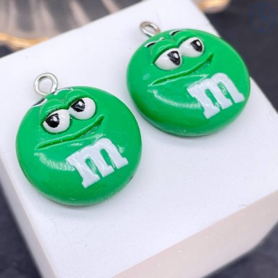 Подвеска конфета зеленая M&M's, цвет серебро 19 мм