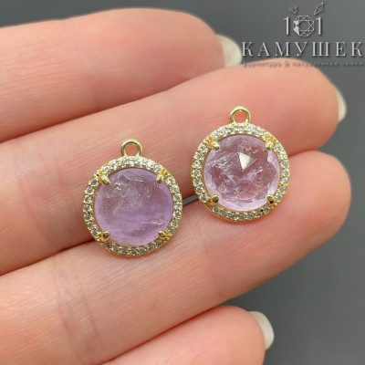 Подвеска круг огранка цирконы аметист лавандовый, цвет золото 13 мм