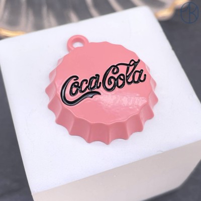 Подвеска крышка розовая Coca cola 25 мм