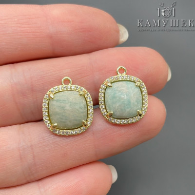 Подвеска квадрат цирконы амазонит, цвет золото 14 мм