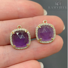 Подвеска квадрат цирконы аметист, цвет золото 14 мм