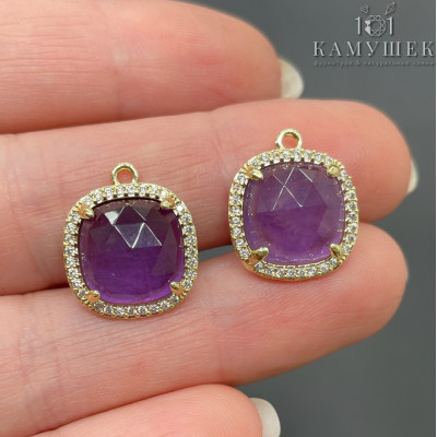 Подвеска квадрат цирконы аметист, цвет золото 14 мм