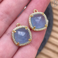 Подвеска квадрат цирконы кварц тонированный голубой, цвет золото 14 мм