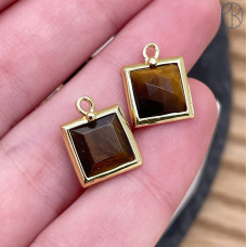 Подвеска квадрат огранка тигровый глаз, цвет золото 10 мм