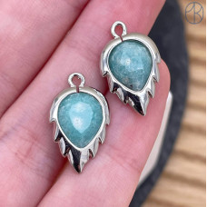 Подвеска лист огранка амазонит, цвет серебро 18 мм