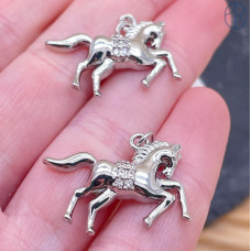 Подвеска лошадь цирконы, цвет серебро 24х20 мм 