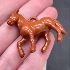 Подвеска лошадь коричневая №1 4 см