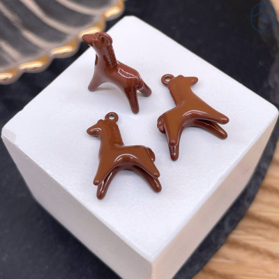 Подвеска лошадь коричневая эмаль 17 мм