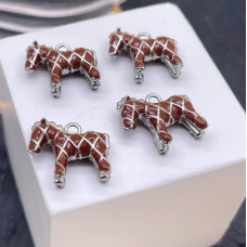 Подвеска лошадь коричневая эмаль, цвет серебро 12х14 мм 
